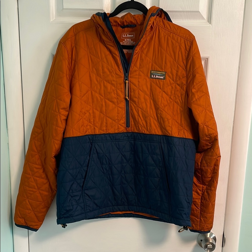 L.L. Bean Men's Orange and Blue Quilted Jacket - Size M